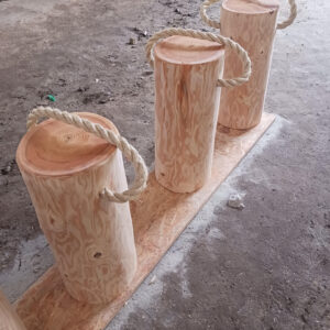 Baarijakkara/kukkapöytä