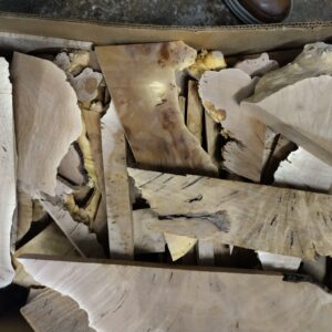 Raidan juuripahkan paloja 10 €/kg